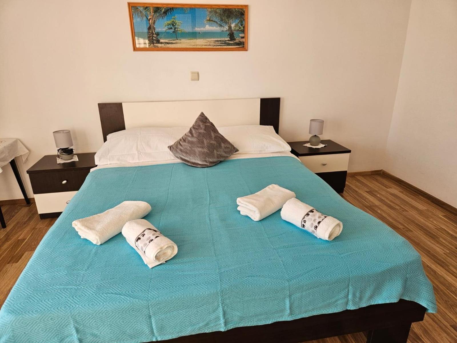 Pljesa Apartments Supetarska Draga Quarto foto
